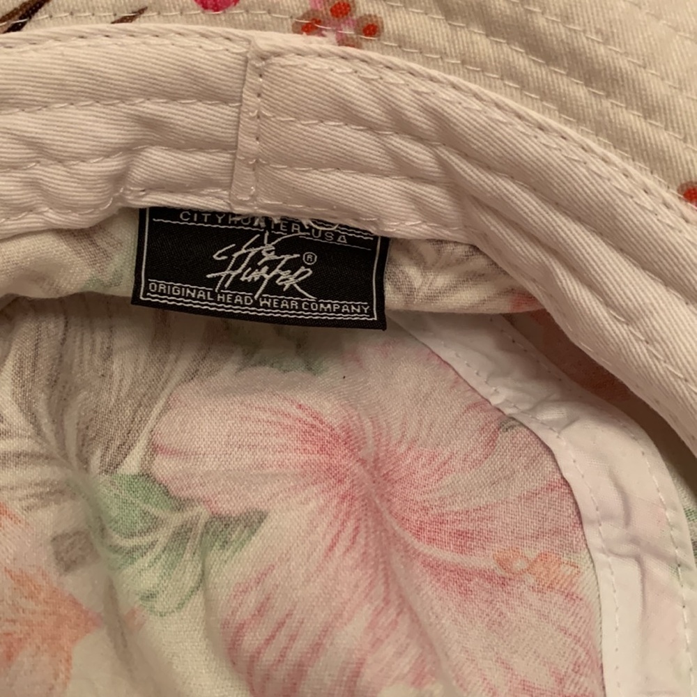 Bucket Hat • Floral Print - Picture 4 of 4